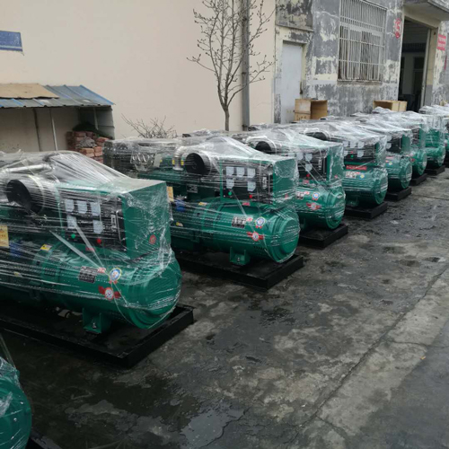 50kw柴油發(fā)電機組1.jpg 50kw柴油發(fā)電機組1.jpg